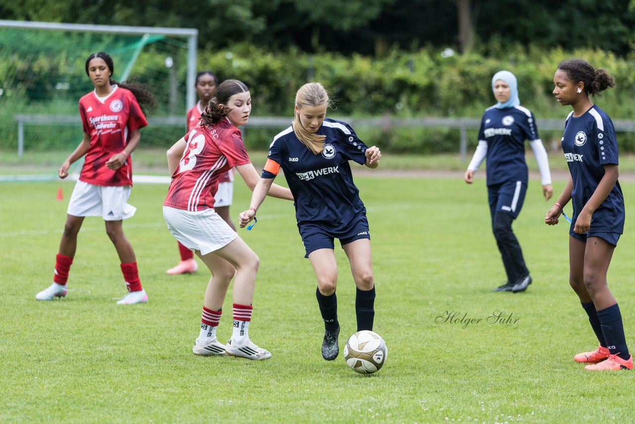 Bild 211 - Loewinnen Cup